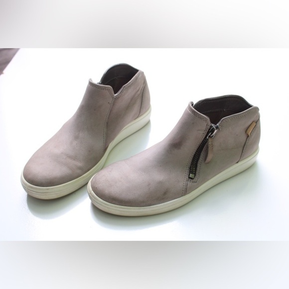 Ecco soft booties - Picture 11 of 11